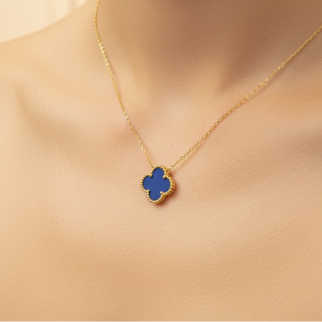 Collier trèfle violet simple en or